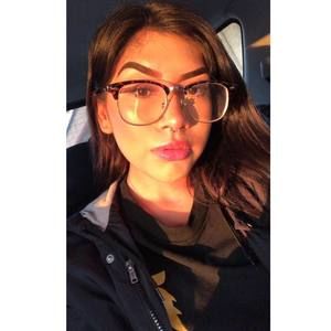 Meet your Posher, Shelly